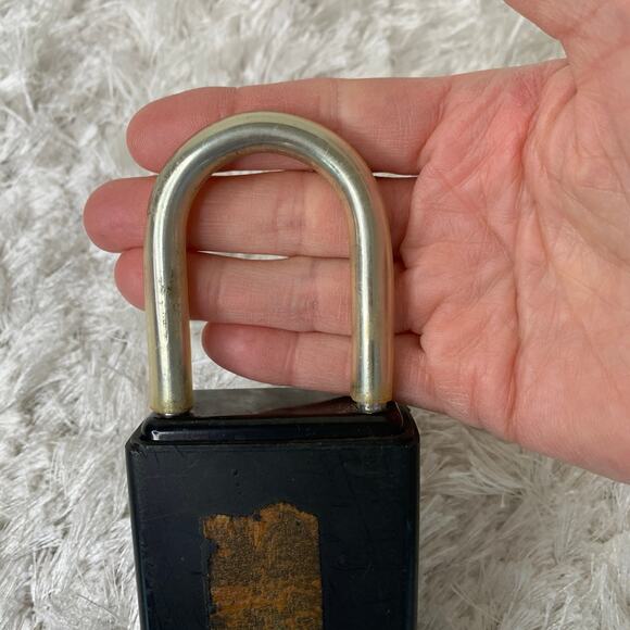 Heavy Key Lockbox Door Real Estate Realtor - Picture 4 of 5